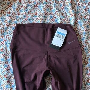 Nike Zenvy Leggings - NWT